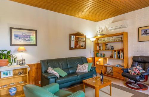 Locquirec House | Holiday Home Bleue by Interhome