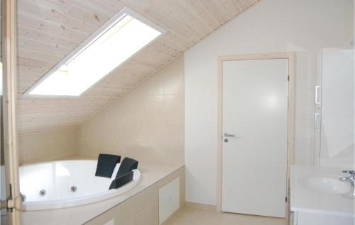Idestrup House | Holiday Home Blommestien Idestrup Iv