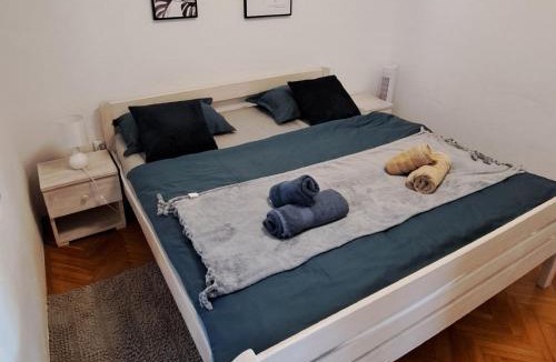 Krusevo House | Holiday Home Blue ll 30 steps from the beach