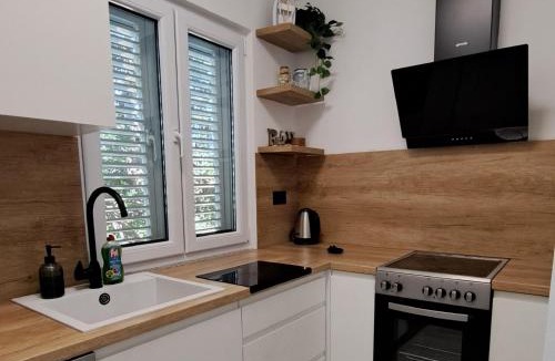 Krusevo House | Holiday Home Blue ll 30 steps from the beach