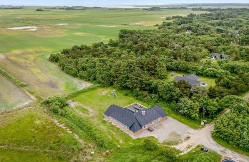 Lodbjerg Hede House | Holiday Home Botmar - 1-5km from the sea by Interhome