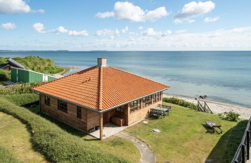 Ullerslev House | Holiday Home Botmar - 10m from the sea by Interhome