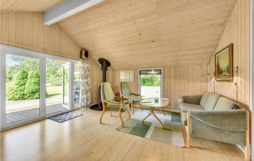 Skaven Strand House | Holiday Home Brombærvej Tarm Ii