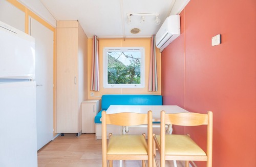 Barx House | Holiday Home 'BW 2018 V' with Mountain View, Wi-Fi and Air Conditioning