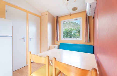 Barx House | Holiday Home 'BW 2018 V' with Mountain View, Wi-Fi and Air Conditioning