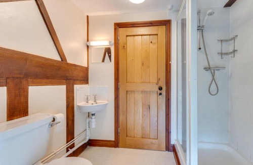 Cilmeri House | Holiday Home Bwthyn Pen by Interhome