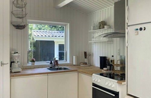 Skaverup House | Holiday home by Avnø Fjord in front of the sea