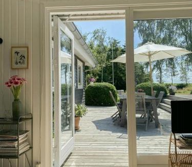 Skaverup House | Holiday Home By Avnø Fjord In Front Of The Sea