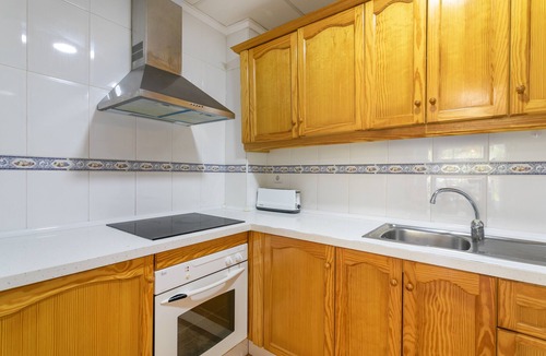 Gran Alacant House | Holiday Home 'Casa en la playa con piscinas 11 A' with Shared Pool, Wi-Fi and Air Conditioning