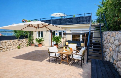 Barbat na Rabu Villa | Holiday Home Capella - Rab by Villas Guide