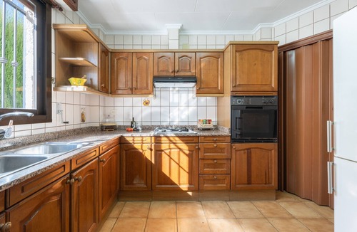 Yatova Ski Chalet | Holiday Home 'Ca La Morancica' with Mountain Views, Wi-Fi & Air Conditioning