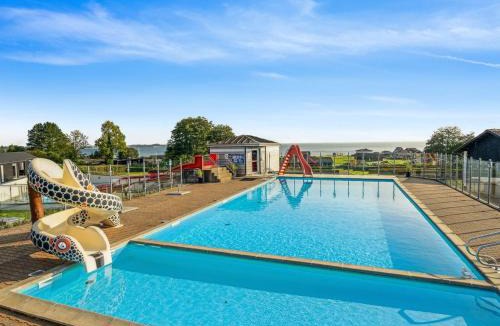 Grønninghoved Strand House | Holiday Home Cajsa - 200m from the sea by Interhome