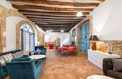 Capellades House | Holiday Home "Can Lluís" with Mountain View, Pool, Garden & Wi-Fi