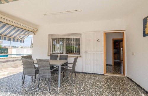 Vinaros Villa | Holiday Home "Can Quetu" with Private Pool, Terrace, and Wi-Fi