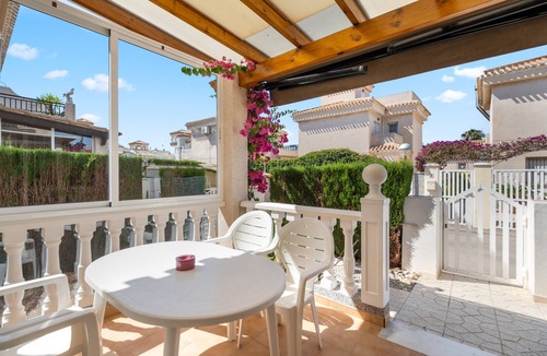 Playa Flamenca House | Holiday Home 'Casa Estaca' with Sea View, Wi-Fi and Air Conditioning