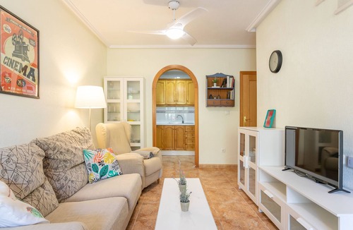 Gran Alacant House | Holiday Home 'Casa en la playa con piscinas 11 A' with Shared Pool, Wi-Fi and Air Conditioning