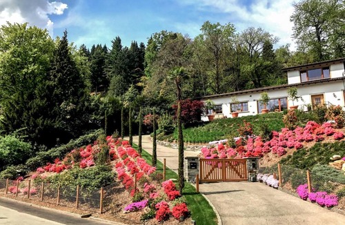 Carona House | Holiday Home CASA GIRR