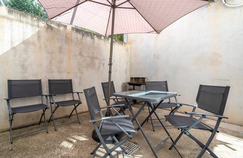 Aldover House | Holiday Home 'Casa Lluma' with Mountain View, Wi-Fi and Air Conditioning