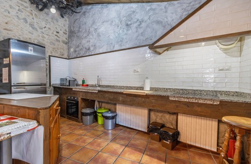 Claravalls House | Holiday Home 'Casabras' with Private Pool, Wi-Fi & Air Conditioning