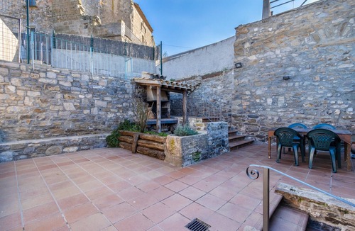 Claravalls House | Holiday Home 'Casabras' with Private Pool, Wi-Fi & Air Conditioning