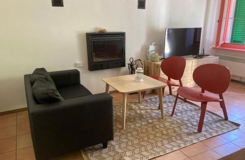 Bellinzona House | Holiday Home Casetta salita ai Castelli by Interhome