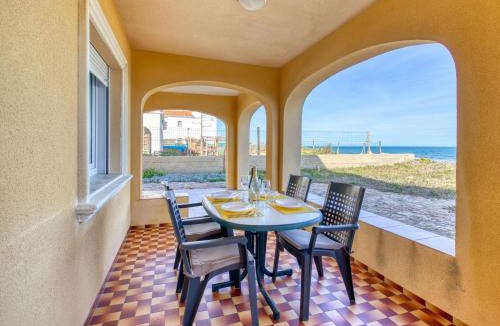 Les Deveses House | Holiday Home Casita Mar by Interhome