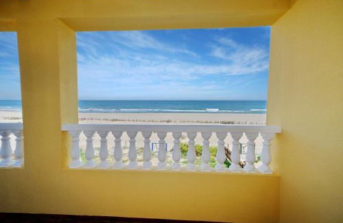 Les Deveses House | Holiday Home Casita Mar by Interhome