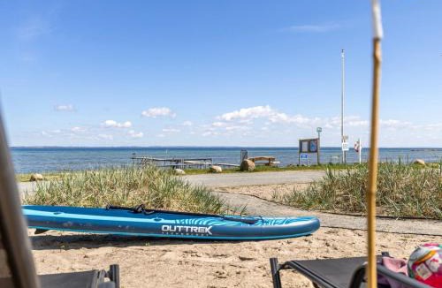 Grønninghoved Strand House | Holiday Home Catalina - 30m from the sea by Interhome