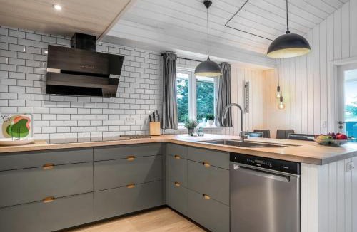 Grønhøj House | Holiday Home Caya - 750m from the sea by Interhome