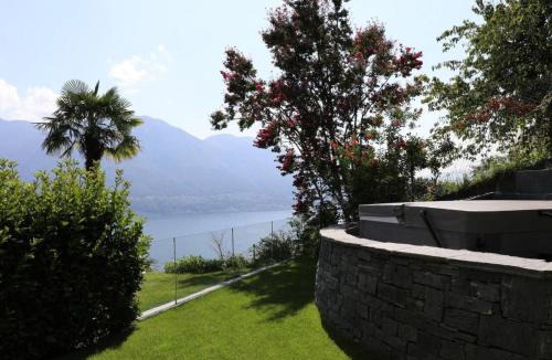 Minusio House | Holiday Home Casa SognaVista by Interhome