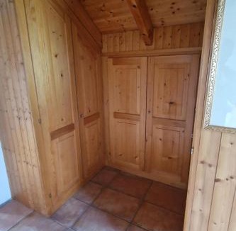 Crana House | Holiday Home Chalet in den sonnigen Schweizer Südalpen by Interhome
