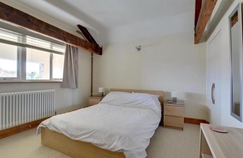 Sandwich House | Holiday Home Chapel by Interhome