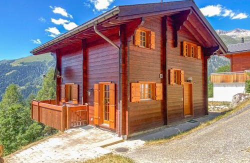 Bellwald House | Holiday Home Charis by Interhome
