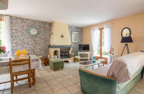 Aubazine House | Holiday Home Chastagnol by Interhome