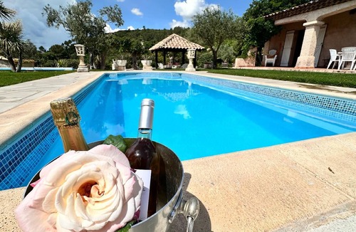 Cabasse House | Holiday home "Chez brunette