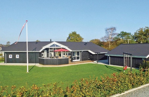 Flovt Strand House | Holiday home Chr. Jacobsensvej IV