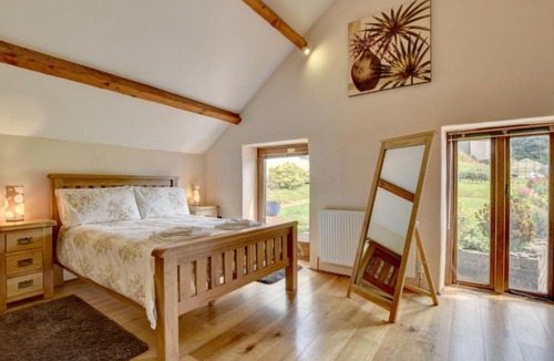 Christchurch House | Holiday Home Cider Pound