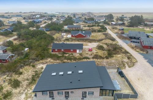 Nørre Lyngvig House | Holiday Home Clarabelle - 1-2km from the sea by Interhome