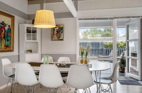 Hou House | Holiday Home Clarabelle - 700m from the sea by Interhome