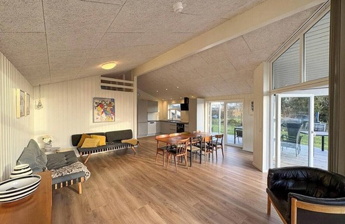 Saksild Strand House | Holiday home close to beach near Norsminde