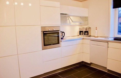 Harboore House | Holiday home close to the sea with indoor pool and room for 30 people