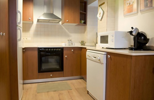 Garos House | Holiday Home 'Ço De Carles' with Mountain Views and Wi-Fi