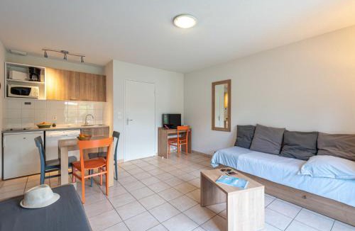 Saumur House | Holiday Home Cottage 3 Pers- by Interhome