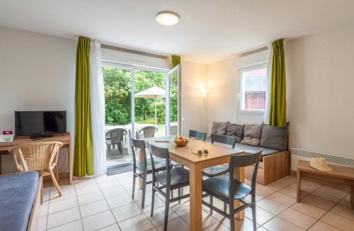 Saumur House | Holiday Home Cottage 5 Pers- by Interhome