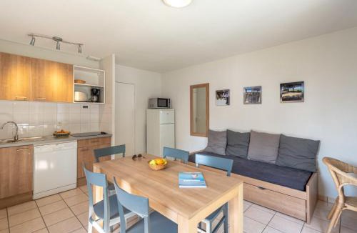 Saumur House | Holiday Home Cottage 5 Pers- by Interhome