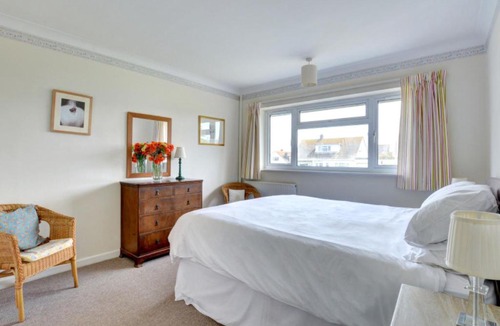 Constantine Bay House | Holiday Home Crescent by Interhome