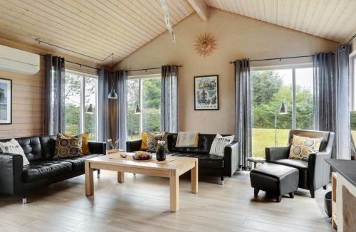 Hou House | Holiday Home Danijela - 1-2km from the sea by Interhome