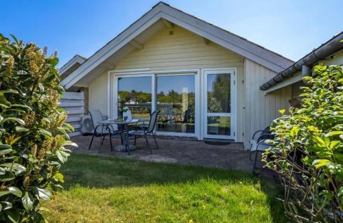 Askeby House | Holiday Home Darina - 150m from the sea by Interhome