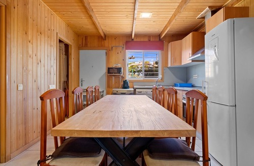 El Ligallo del Ganguil House | Holiday Home "Delta" with Shared Pool, Garden & Wi-Fi
