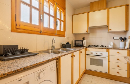 Alcanar House | Holiday Home 'Deltabahia' with Shared Pool, Wi-Fi and Air Conditioning